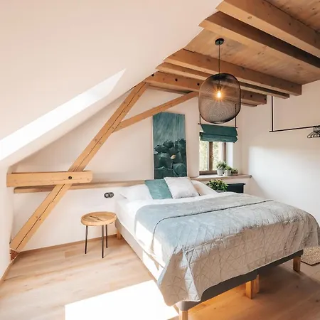 Apartamento Farma Mracov